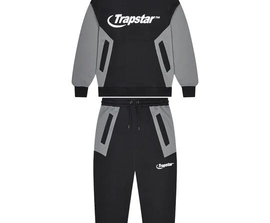 hyperdrive-panel-tracksuit-black